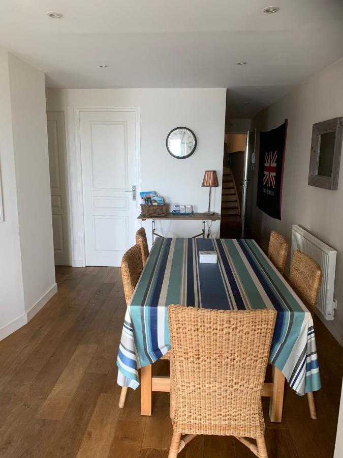 Ferienwohnung Vue Sur Mer Cancale Exterior foto