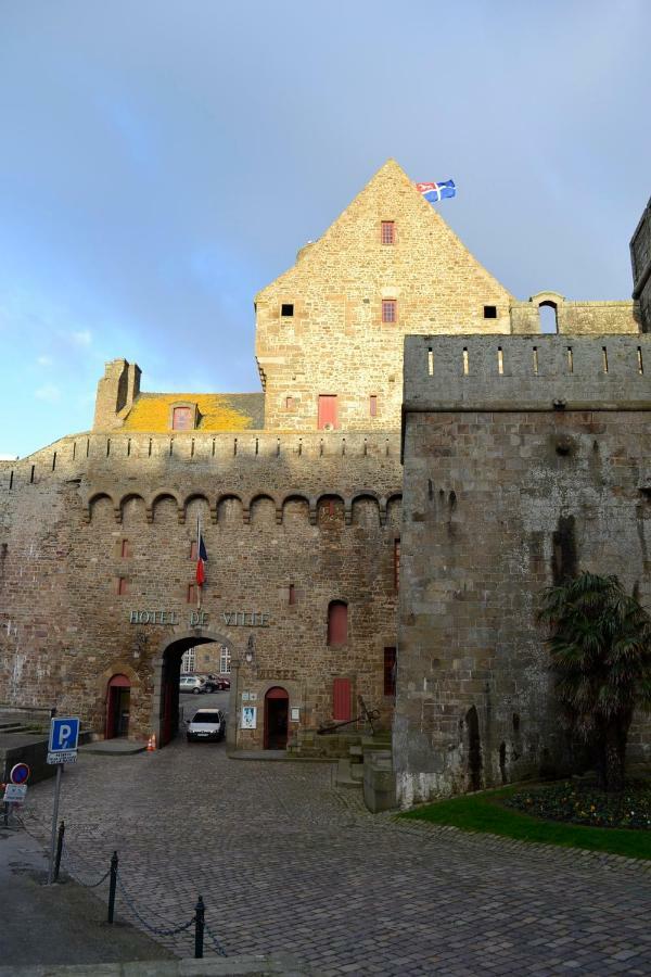 Ferienwohnung Vue Sur Mer Cancale Exterior foto